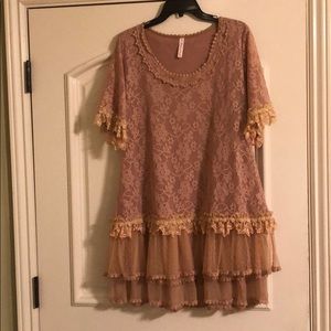 Pretty Angel top.  Sz XL.